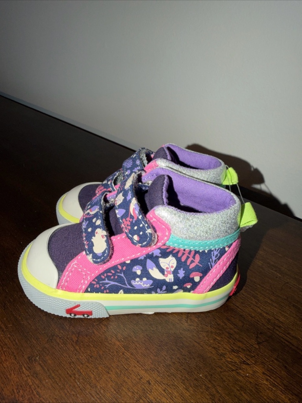 See Kai Run Sneakers Purple Woodland Double Hook And Loop Size 4 NWT